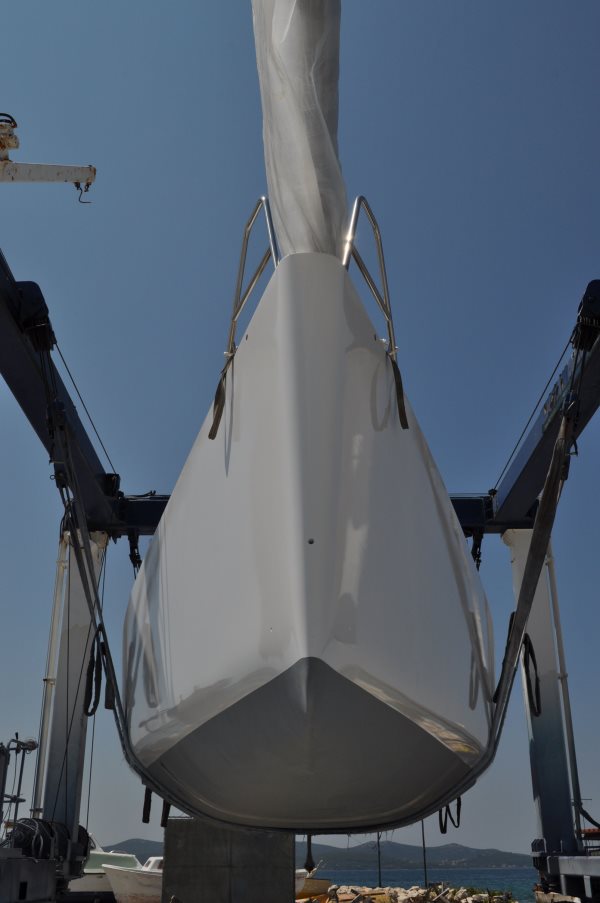 Enavigo 38 Racer — carbon offshore Club Racer under sail