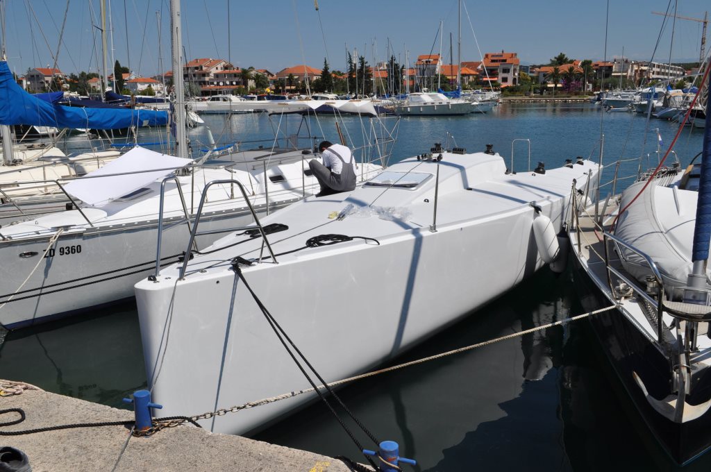 Enavigo 38 Racer — carbon offshore Club Racer under sail
